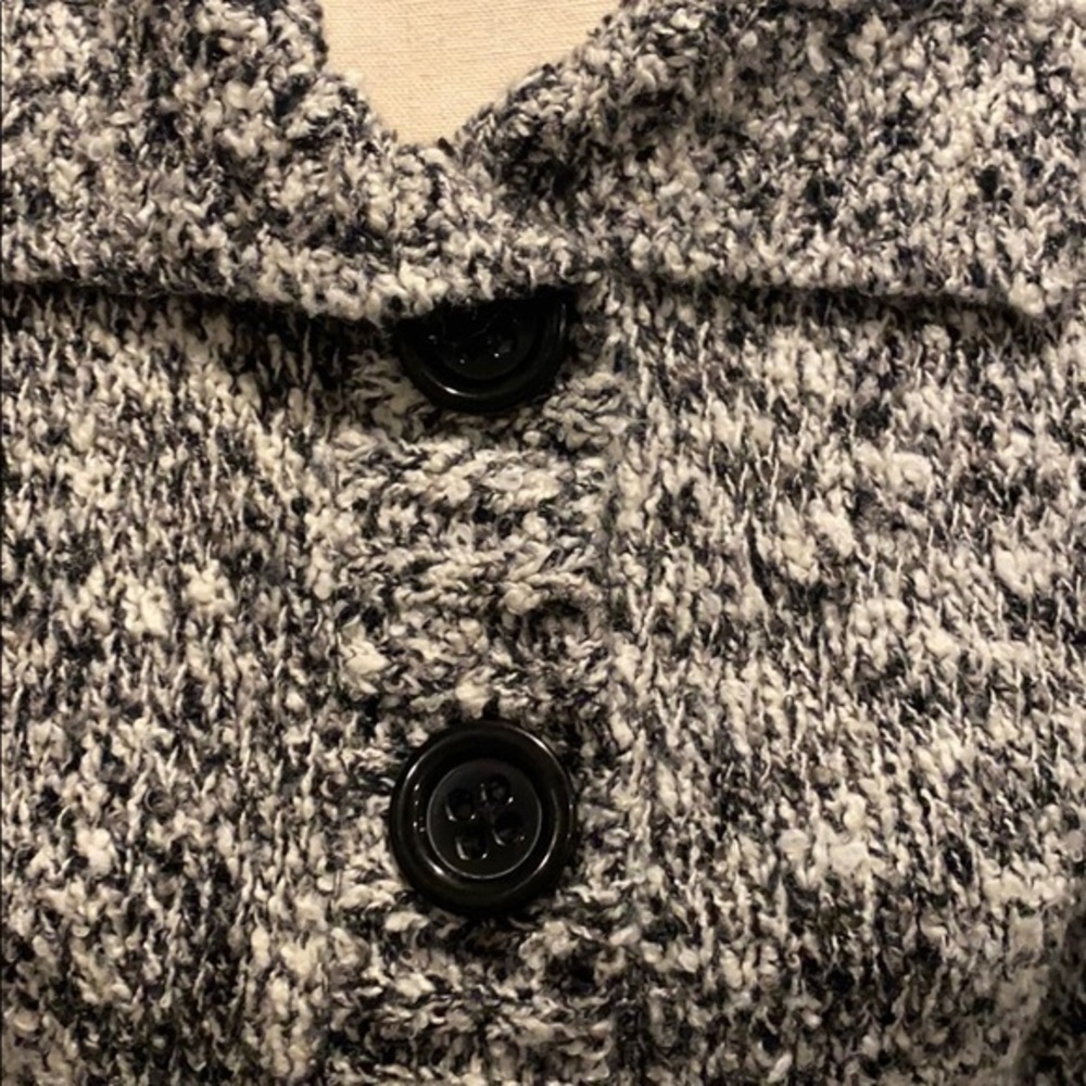 Jones New York Grey Chunky Sweater Size S - Picture 2 of 5